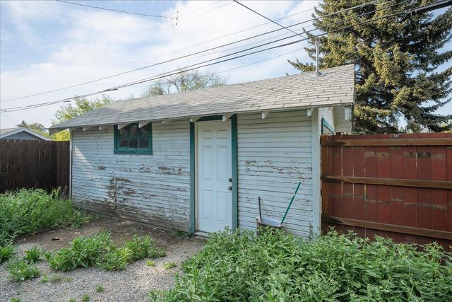 2702 W Gardner Ave, Spokane, WA 99201