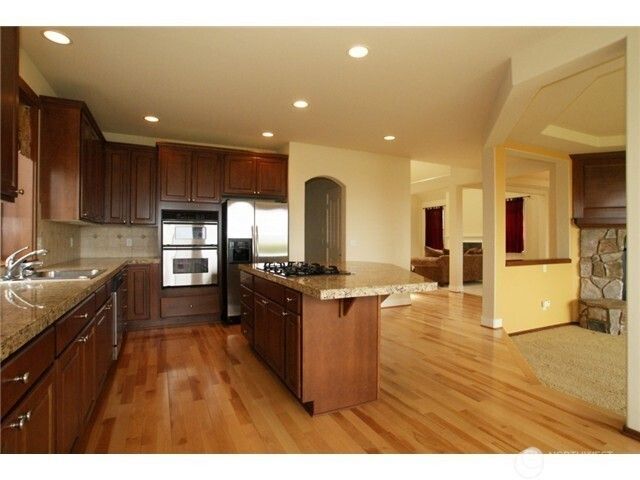 2471 34th Avenue NE, Issaquah, WA 98029