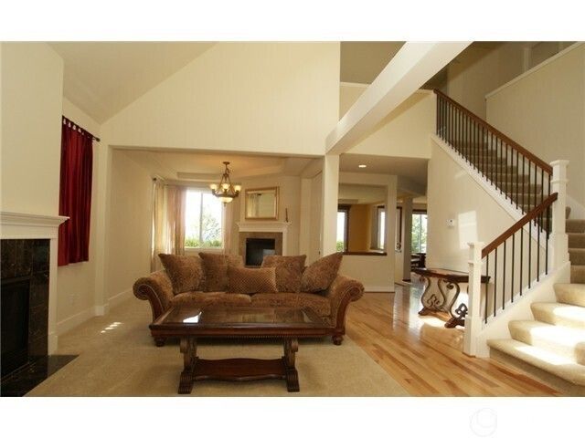 2471 34th Avenue NE, Issaquah, WA 98029