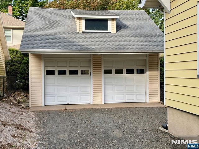 120 Glen Avenue, Midland Park, NJ 07432