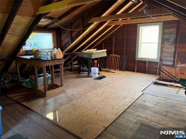 120 Glen Avenue, Midland Park, NJ 07432