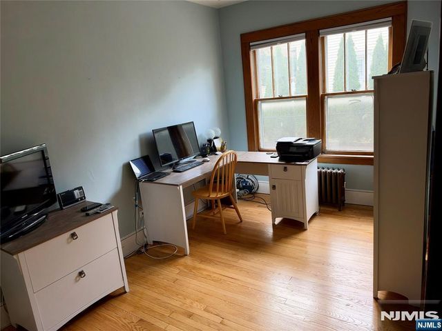120 Glen Avenue, Midland Park, NJ 07432