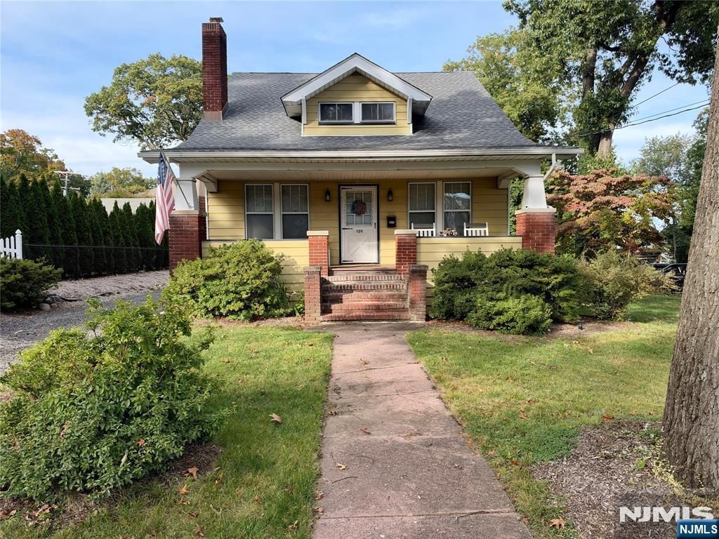 120 Glen Avenue, Midland Park, NJ 07432