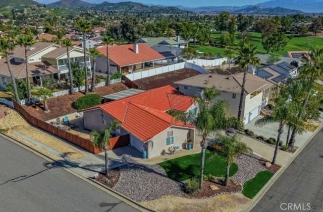 30820 Early Round, Canyon Lake, CA 92587