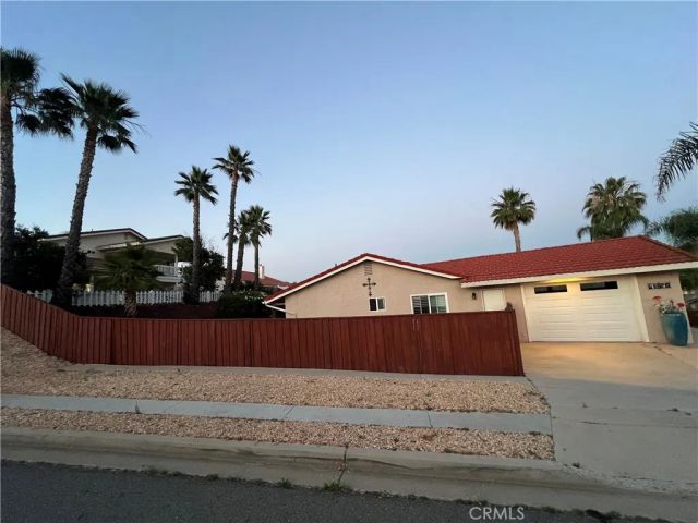30820 Early Round, Canyon Lake, CA 92587