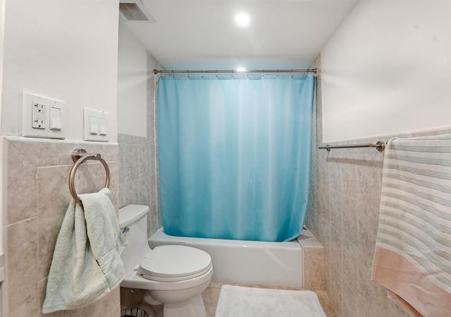 1149 Hillsboro 503, Hillsboro Beach, FL 33062