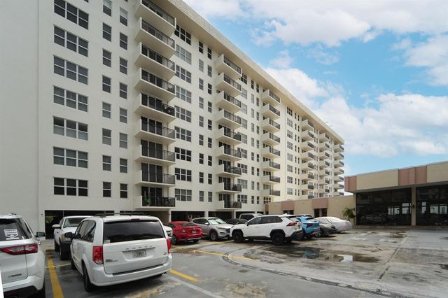 1149 Hillsboro 503, Hillsboro Beach, FL 33062