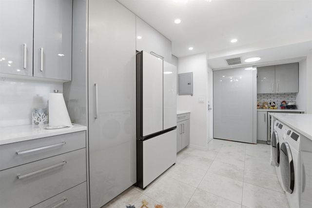 1149 Hillsboro 503, Hillsboro Beach, FL 33062
