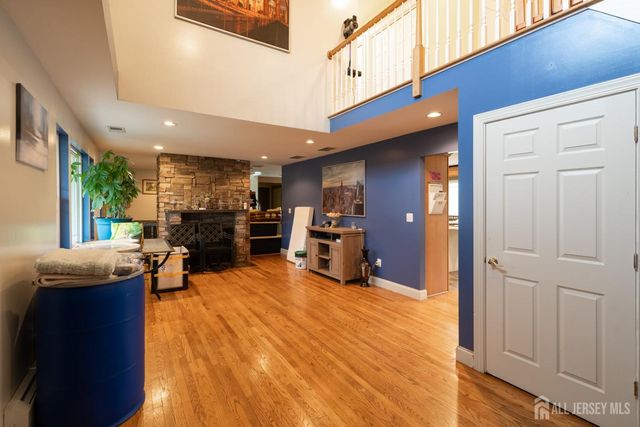 70 Jefferson Avenue, New Brunswick, NJ 08901