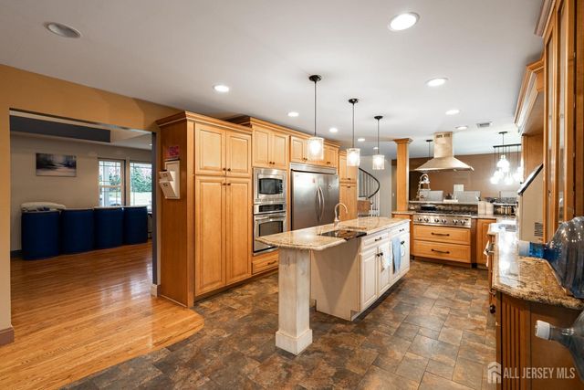 70 Jefferson Avenue, New Brunswick, NJ 08901