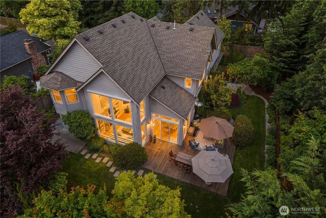 13424 NE 80th Street, Redmond, WA 98052