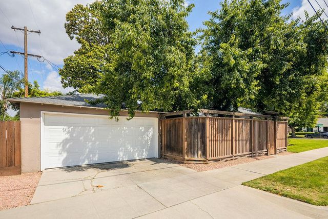 107 E Normal Avenue, Fresno, CA 93704