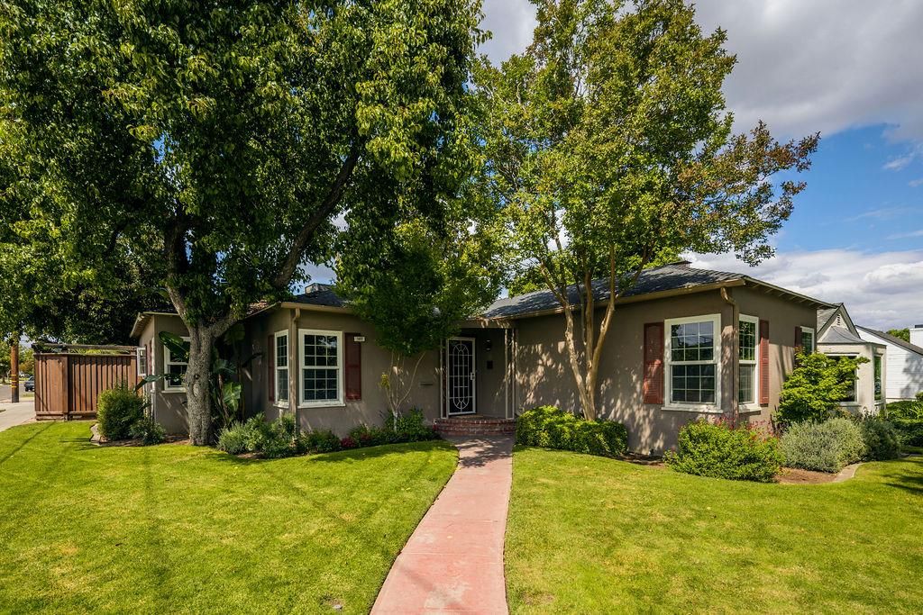 107 E Normal Avenue, Fresno, CA 93704