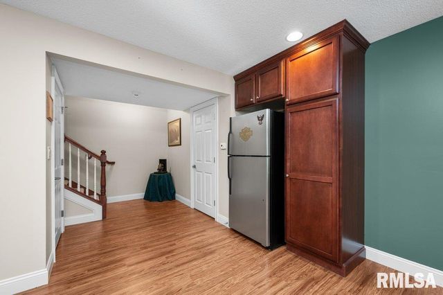 423 KEVIN Road, Blue Grass, IA 52726