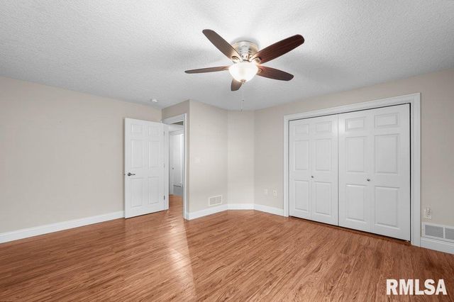 423 KEVIN Road, Blue Grass, IA 52726