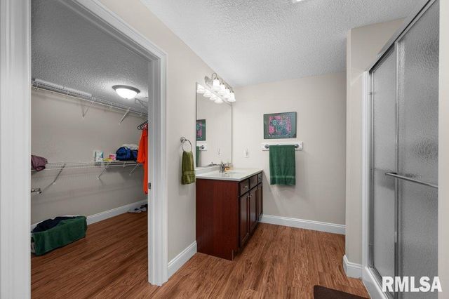 423 KEVIN Road, Blue Grass, IA 52726