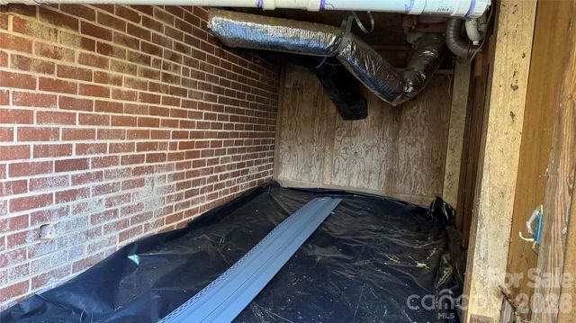 503 Caroline Avenue, Lowell, NC 28098