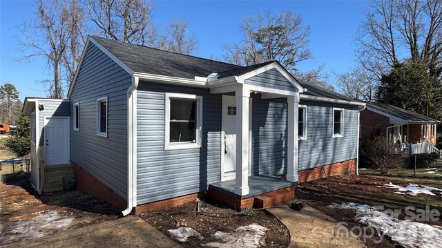 503 Caroline Avenue, Lowell, NC 28098