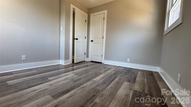 503 Caroline Avenue, Lowell, NC 28098