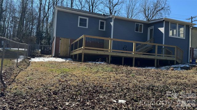 503 Caroline Avenue, Lowell, NC 28098