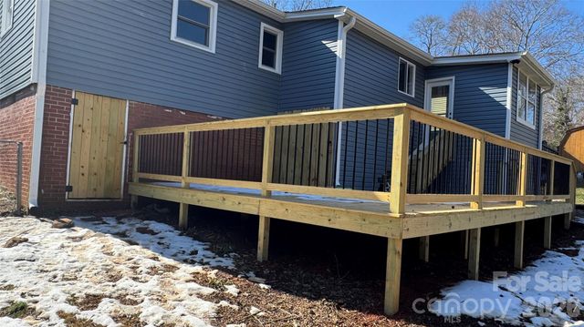 503 Caroline Avenue, Lowell, NC 28098