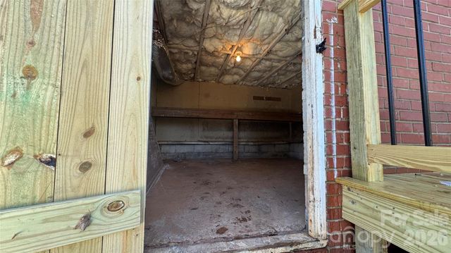 503 Caroline Avenue, Lowell, NC 28098