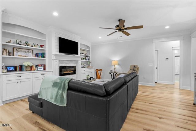 152 Otter Hole Drive, Kenly, NC 27542