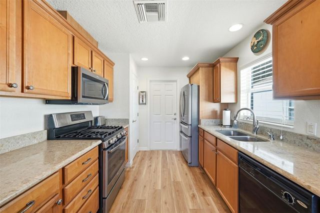 26728 WHITE PLAINS WAY, Leesburg, FL 34748