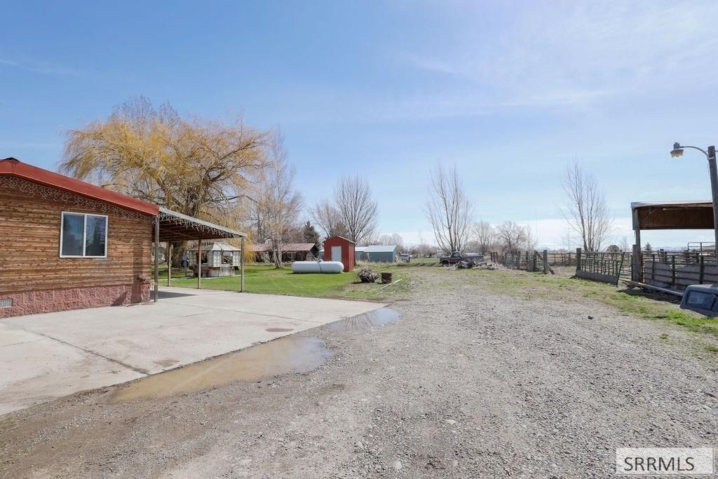 Image 16 of property listing at 296 N 4115 E, Rigby, ID 83442