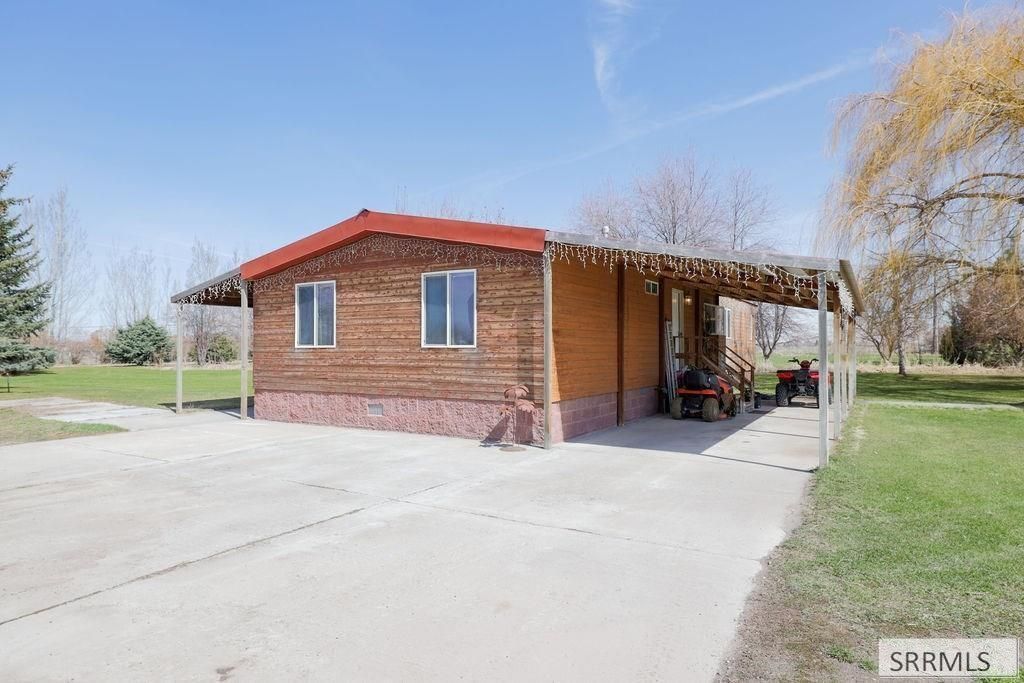 Image 17 of property listing at 296 N 4115 E, Rigby, ID 83442