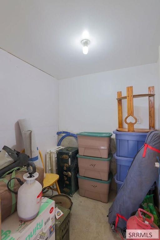 Image 6 of property listing at 296 N 4115 E, Rigby, ID 83442
