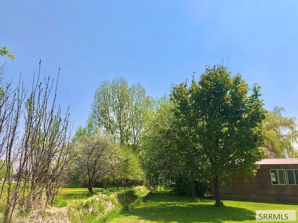 Image 63 of property listing at 296 N 4115 E, Rigby, ID 83442