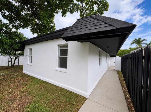 1708 NW 7th St, Fort Lauderdale, FL 33311