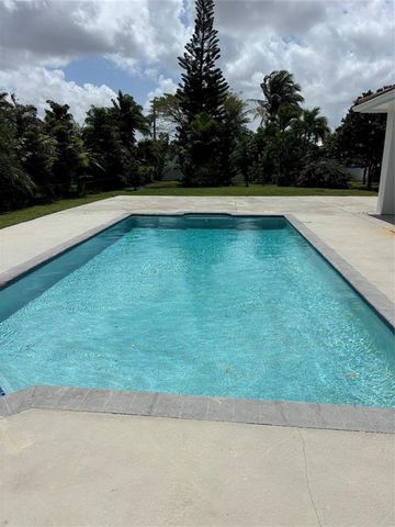 16650 SW 67th Place, Southwest Ranches, FL 33331