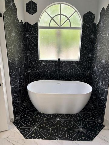 16650 SW 67th Place, Southwest Ranches, FL 33331