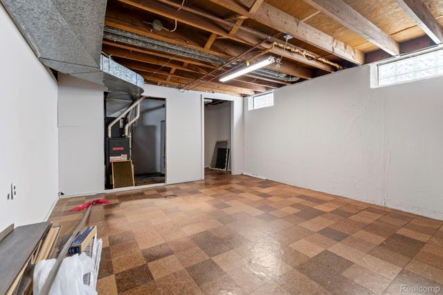 6690 Deering Street, Garden City, MI 48135