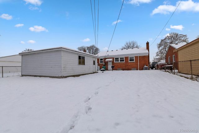 6690 Deering Street, Garden City, MI 48135