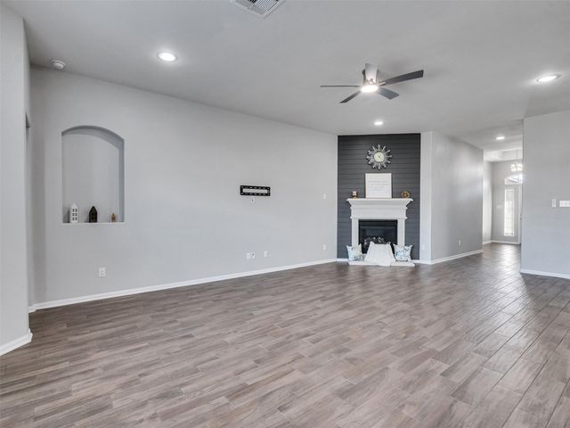 10190 N Whimbrel Circle, Conroe, TX 77385