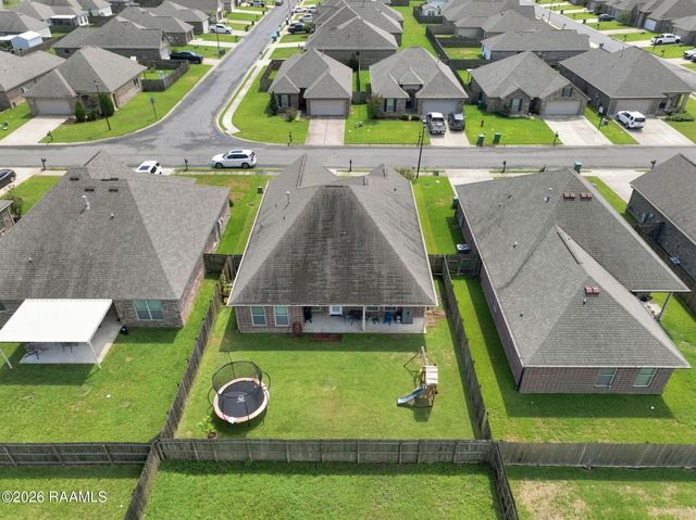 348 Long Hill Drive, Sulphur, LA 70665