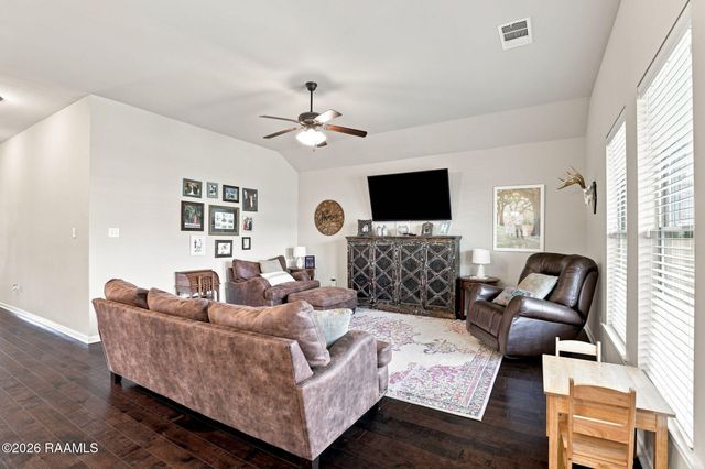 348 Long Hill Drive, Sulphur, LA 70665