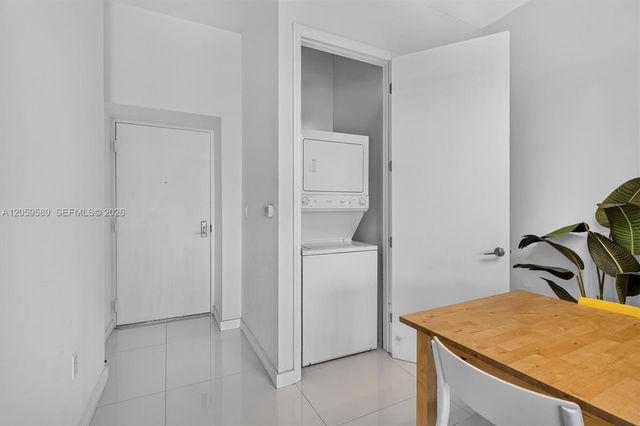 500 Brickell Avenue 1100, Miami, FL 33131