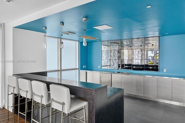 500 Brickell Avenue 1100, Miami, FL 33131