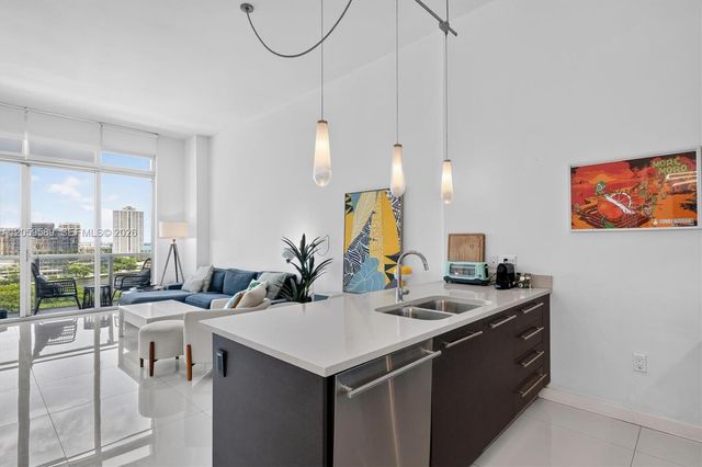 500 Brickell Avenue 1100, Miami, FL 33131