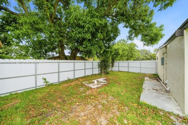 2520 NW 160th Street, Miami Gardens, FL 33054