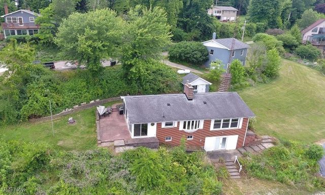 1121 Fiesta Road SW, Dellroy, OH 44620