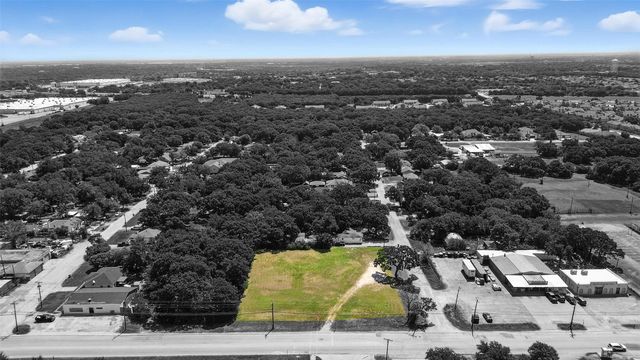 3028 Hickory Tree Road, Balch Springs, TX 75180