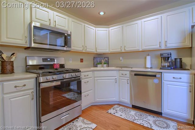 610 Cherry Grove Road, Canton, MI 48188