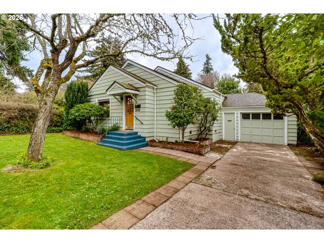 1924 FRIENDLY St, Eugene, OR 97405