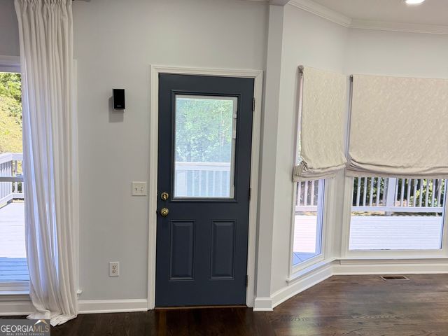 1424 Chatsworth Trace, Lawrenceville, GA 30044
