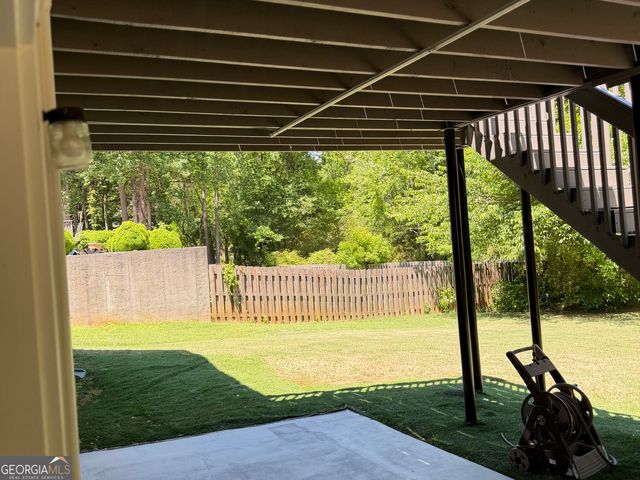 1424 Chatsworth Trace, Lawrenceville, GA 30044